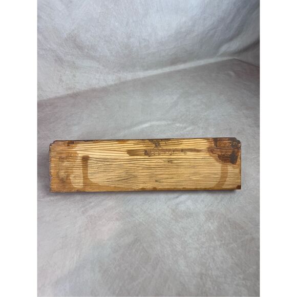 Vintage Wooden Trinket Shelf Cottagecore - Picture 4 of 7